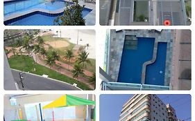 Apto com Piscina e Churrasqueira
